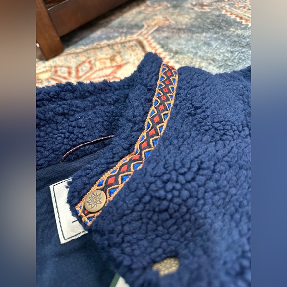 Alpine Design Vintage Blue Sherpa Pullover - Picture 5 of 7